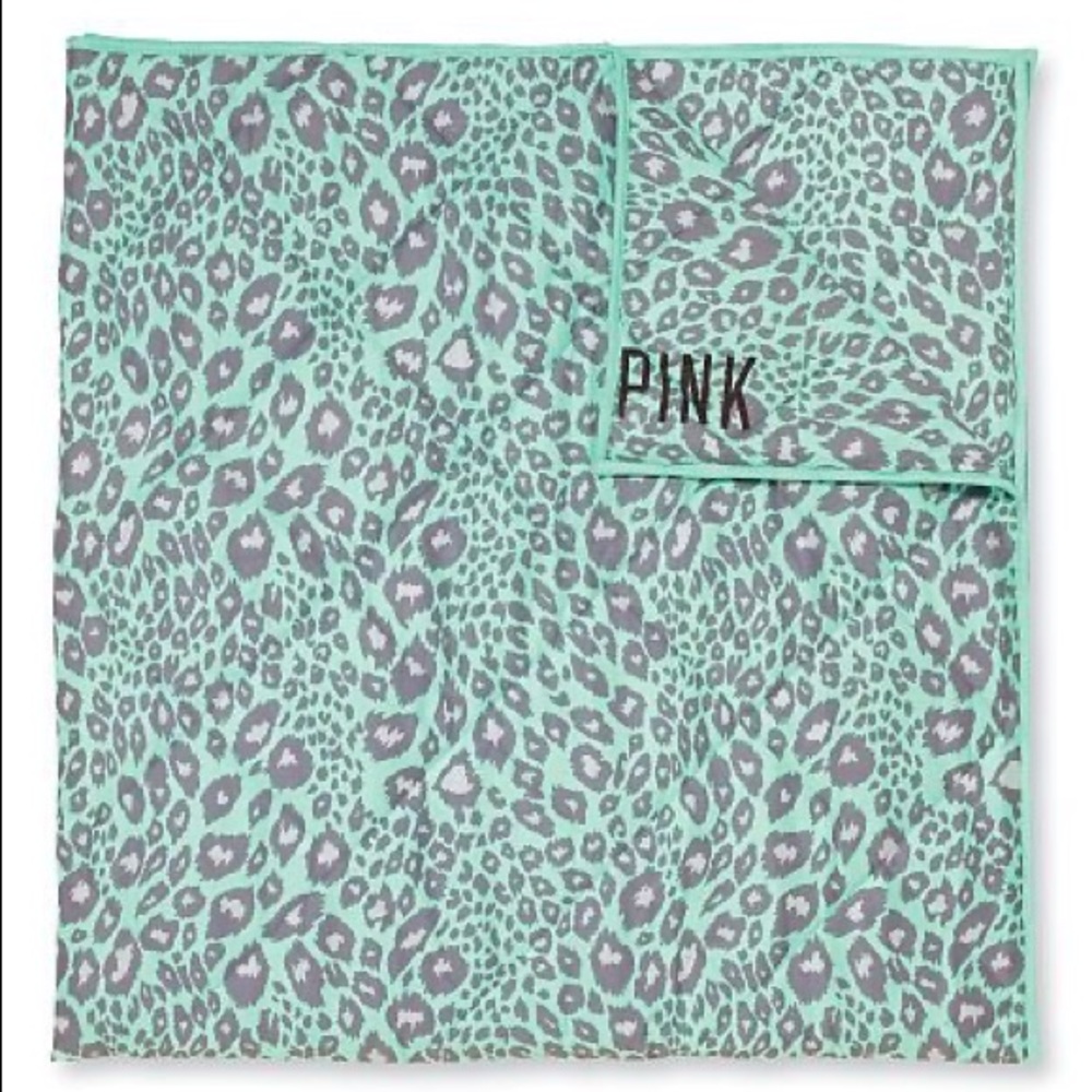 VS PINK teal leopard bedding set